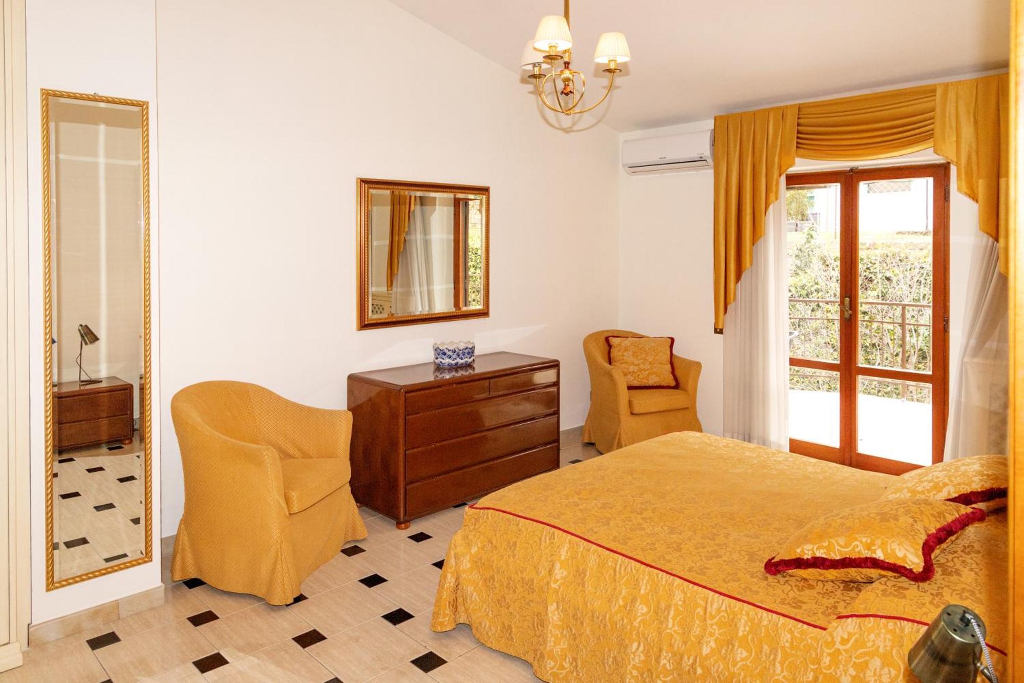 Apartment Tenuta Terenzi - Relais Appia Antica